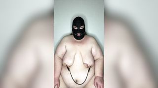 Ssbbw sub orgasm playing with nipple clamps - 6 image