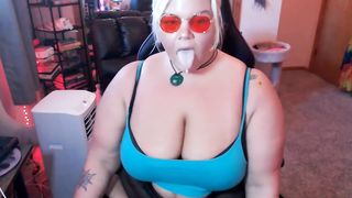 BBW Lara Croft Edition Teasing+smoking for you