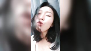 Mery safitri live ig uting nyembul - 2 image
