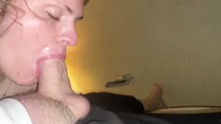 Cheating blowjob from hot slut - 14 image