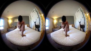 Rachel Nails VR Scratch and tease