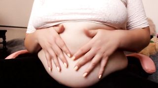 Feed me Please... Fat Belly Play - 3 image