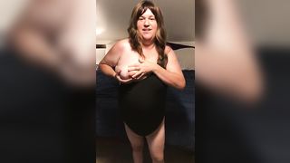 BBW Naomi is happy it is Hump Day - 4 image