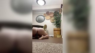 BBW Riding Huge Dildo!!!soaking Wet - 4 image