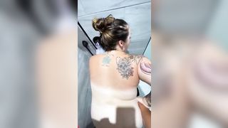 Cumming on wifes face after fucking her in the shower - 7 image