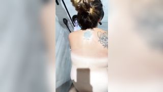 Cumming on wifes face after fucking her in the shower - 8 image