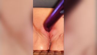 Watch this pussy gush - 14 image