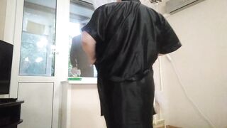 I suck a dick and jerk off to a window cleaner - 2 image