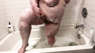 BBW BUBBLE BATH & CUM - 13 image
