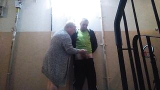 oral sex and masturbation cock in the entrance 1 - 12 image