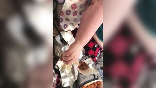 NATURAL MESSY FACESTUFF: GLUTTONOUS PIG - 10 image