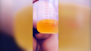 Multiple Pissing Compilation with Chubby Evelyn Vanderbilt - 2 image