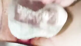 18 Year old Virgin Fucks herself in Car - 2 image