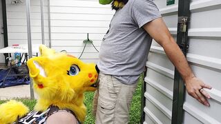 Outdoor Kitty Blowjob - 4 image