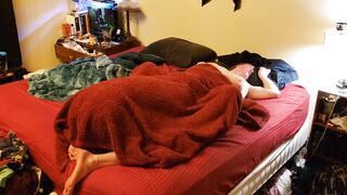 Luscious BBW Cums Hard for the Undercover Pussy-eating Monster!!