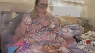 LOUD MESSY WING EATING - 5 image