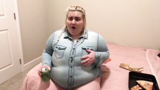 FAT GIRL POPS HER BUTTONS - 8 image