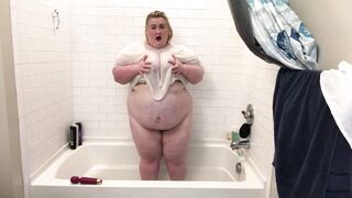 WET TSHIRT SHOWER ORGASM - 4 image