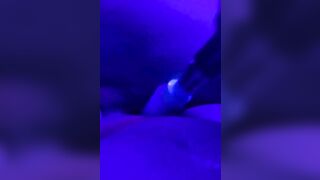 Making my fat pussy squirt