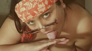 Mexican hippie migrant swallows gringo's milk - 1 image