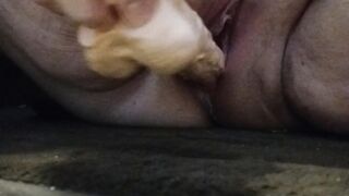 Fat slut fucks her pussy with dildo - 3 image