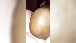 Tongue Dpinpussy so she squirm & squirt