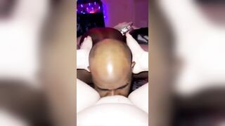 Tongue Dpinpussy so she squirm & squirt