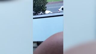 Il baise ma chatte poilue sur le balcon - 8 image