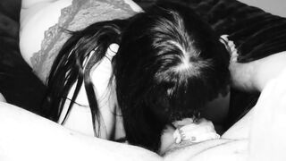 Wife gives me an amazing blowjob until I cum all over her giant tits - 4 image