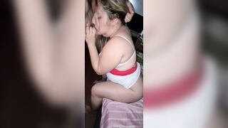 blonde big ass takes milk - rubia nalgona  toma la leche - 2 image
