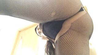 Sexy dominat lady demonstrate hot curves for worship! - 14 image