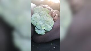 Who Has a food fetish  - 9 image