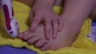 Feet fetish mature bbw milf - 1 image