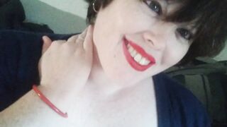 Betty Reddd's hairy pussy - 3 image