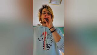 exploring the city & then fucking in an empty house - 4 image