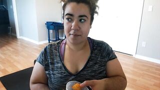 Stephanie Benitez fat ass twerking on the dick in Spanish - 4 image