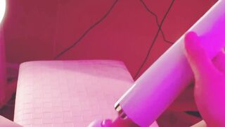 Egirl in Cow fit makes herself cum