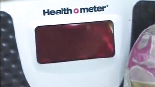 Tetona follada por el entrenador fisico - 2 image