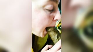 Married white thot sucks bbc at a party HUGE CUM SWALLOW - 3 image