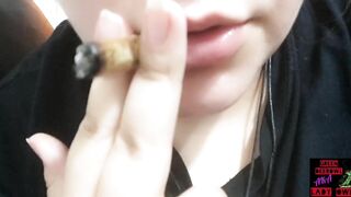 Close Up smoking - 9 image