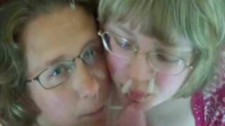 bbw friends share facials - 1 image