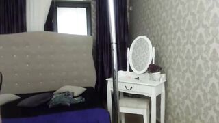 Thick Juicy Romania Slut - 2 image