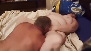 Bbw squealing orgasim fucked and eats her cum creampie