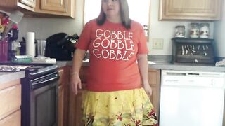 Sexy BBW Thanksgiving Mom Bakes Cookies - 12 image