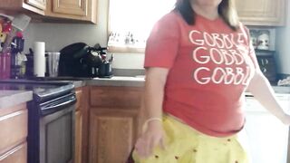 Sexy BBW Thanksgiving Mom Bakes Cookies - 3 image