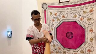 Masseur gets horny by massaging her big ass - 8 image