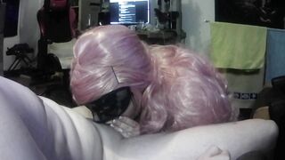 Dream stepdaughter loves to gives deepthroat blowjob to her stepdaddy