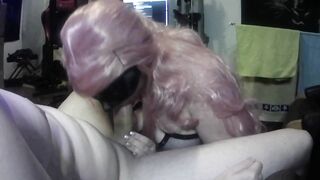 Dream stepdaughter loves to gives deepthroat blowjob to her stepdaddy