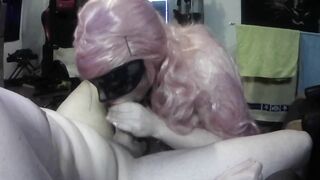 Dream stepdaughter loves to gives deepthroat blowjob to her stepdaddy