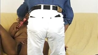 Deutsch Amateutr sex, geile schoko fotze von dildo gefickt! - 14 image